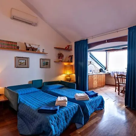 Diana Apartment *